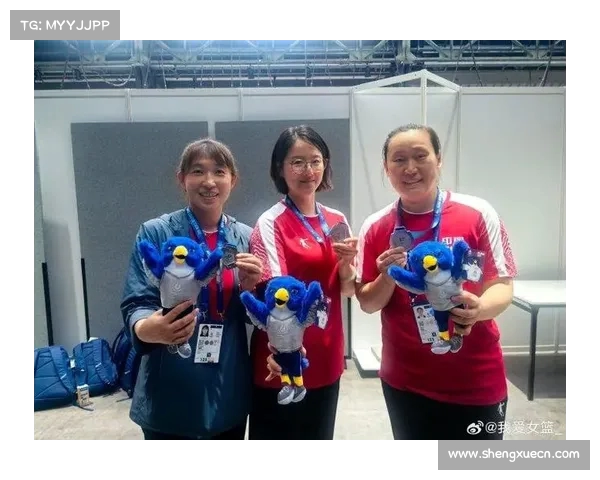 中国大运五人女篮与三人女篮队伍共获30万元捐赠助力发展 中国大运五人女篮与三人女篮队伍共获30万元捐赠助力发展