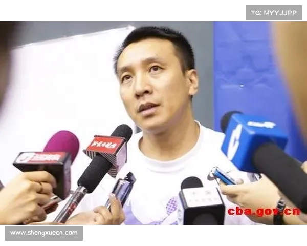 深圳男篮任命李群为副总 原园担任青训总监助力未来发展 深圳男篮任命李群为副总 原园担任青训总监助力未来发展